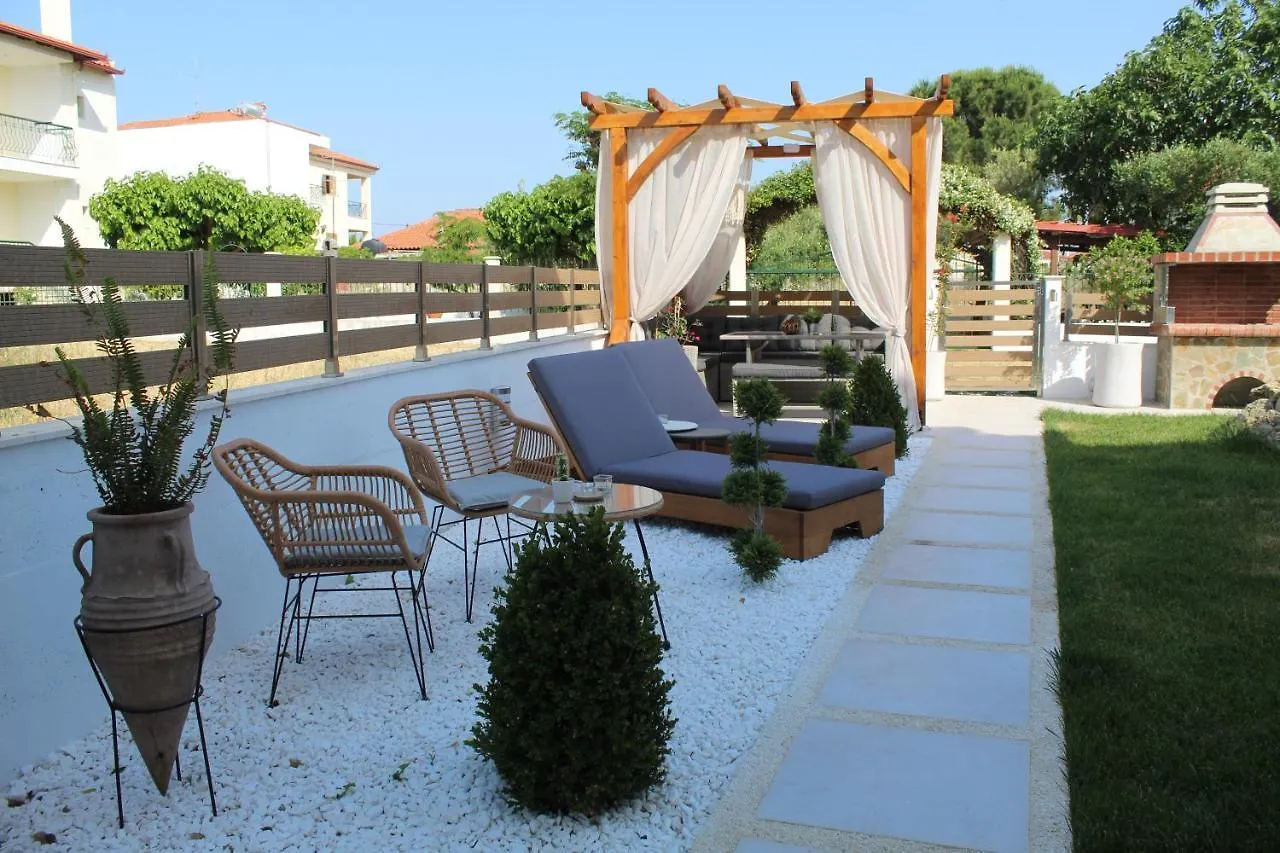 Aparthotel Azure Bliss Suites Nikiti