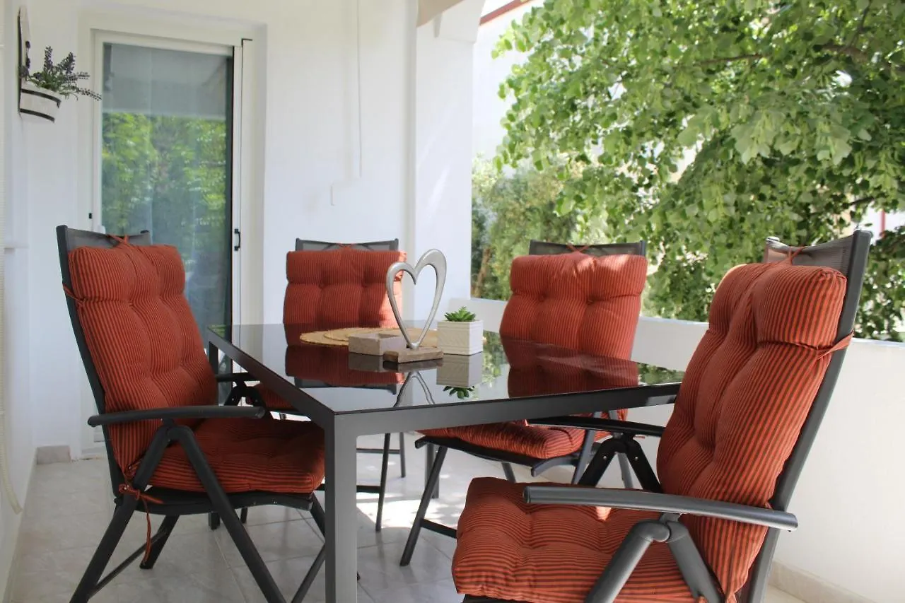 Azure Bliss Suites Nikiti  Aparthotel Nikiti (Sithonia)