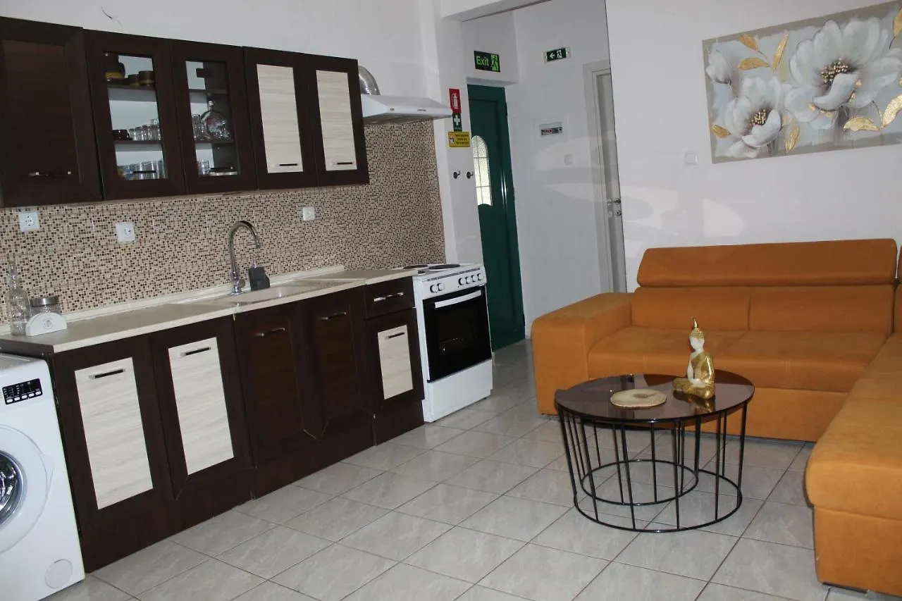 Aparthotel Azure Bliss Suites Nikiti